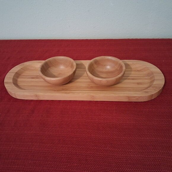 Pampered Chef Bamboo Cracker Snack Tray & 2 Wooden Dip Bowls - Picture 1 of 9